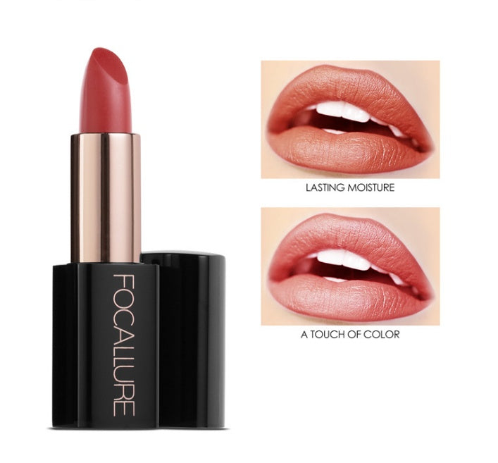 Moisturizing lipstick Moisturizing lipstick